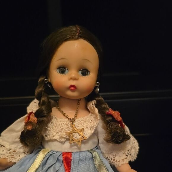 MADAME ALEXANDER DOLL! 12'inch, "ISRAEL Lil". - Picture 6 of 7
